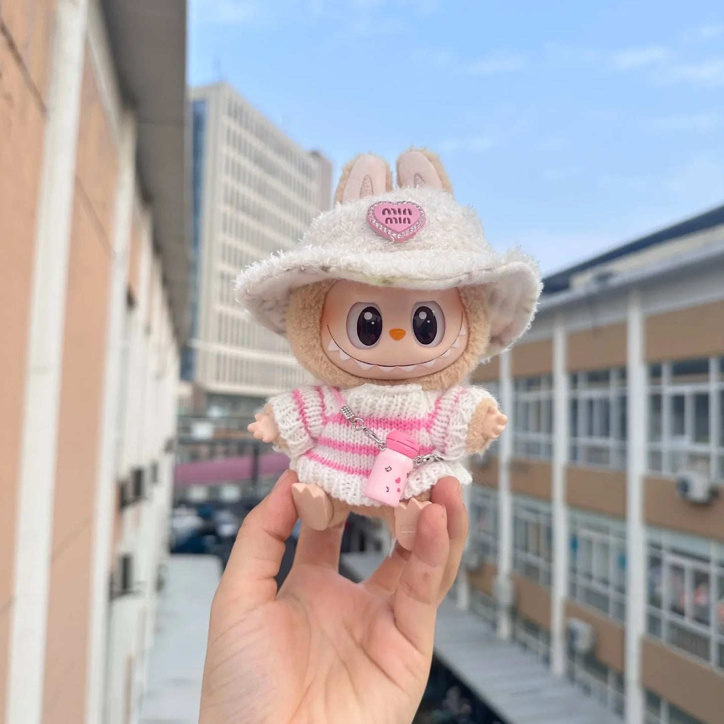 Mini Doll'S Clothes Outfit Accessories For Korea Labubu V1 V2 Idol sitting party pink and white striped sweater cup Clothing