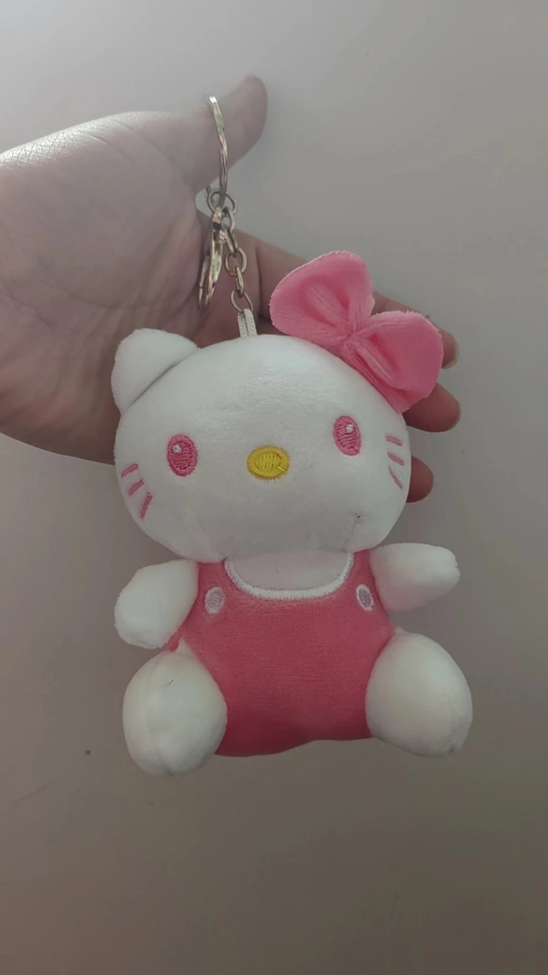 Sanrio Hello Kitty Plush Stuffed Soft Doll Keychain Cartoon Hello Kitty Plushies Bag Pendant Accessories Girls Gift Kids Toys