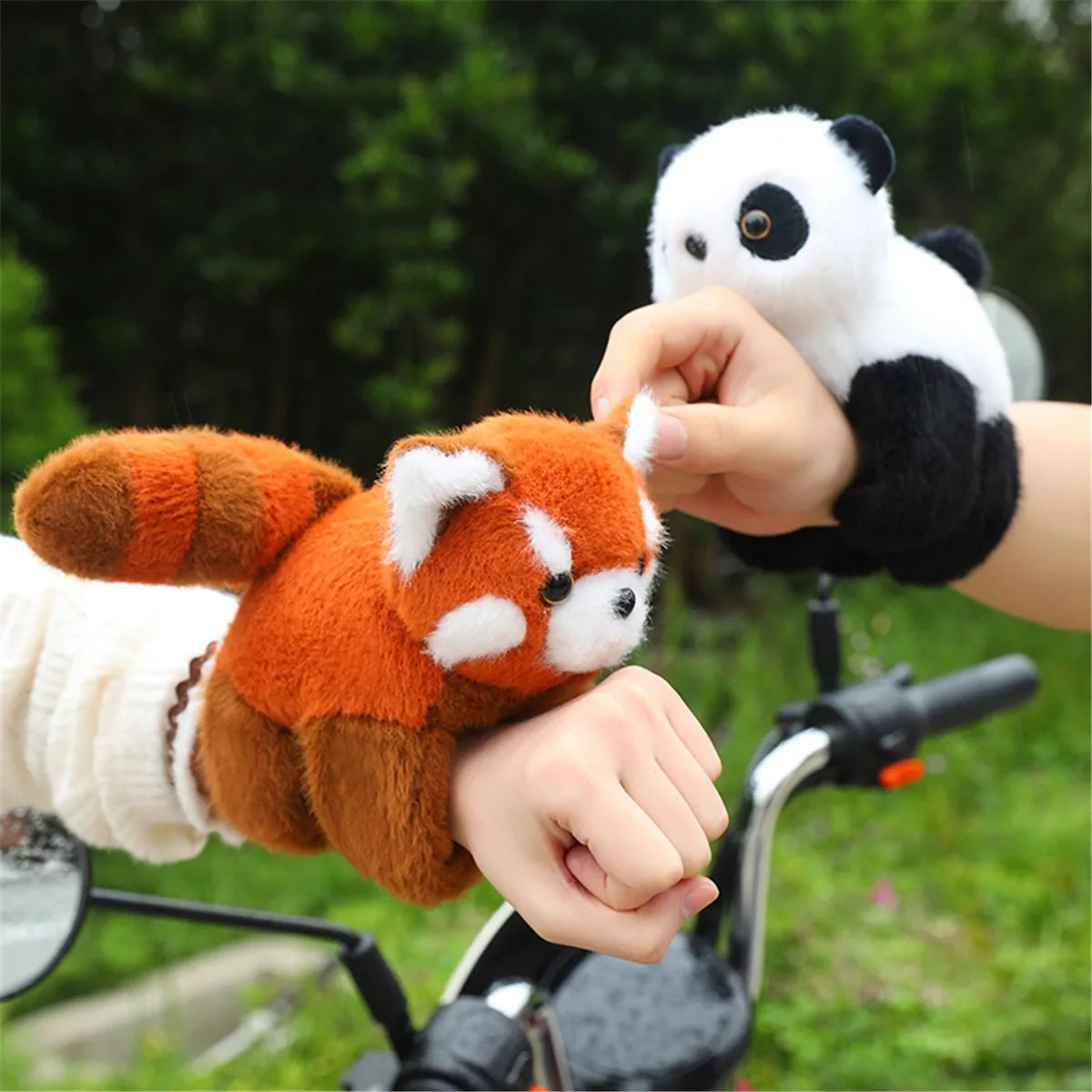 New Lovely Capybara Animal Slap Snap Wrap Wristband Bracelet Capybara Panda Fox Plush Hand Ring Wristband Toy Birthday Present