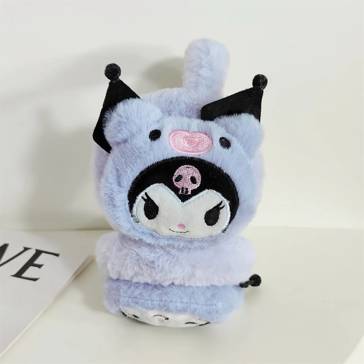 Sanrio Kuromi Cartoon Plush Earmuffs Cute Kuromi Stereo Modeling Earflaps Girls Kawaii Winter Plush Earmuffs Warm Accessories