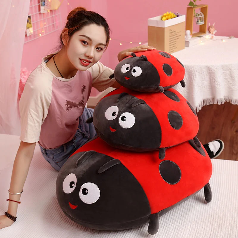 Simulation Bee Insect Plush Toy Soft Cute Red Ladybug Doll Huggable Ladybird Pillow Chair Cushion Girls Kids Birthday Gifts