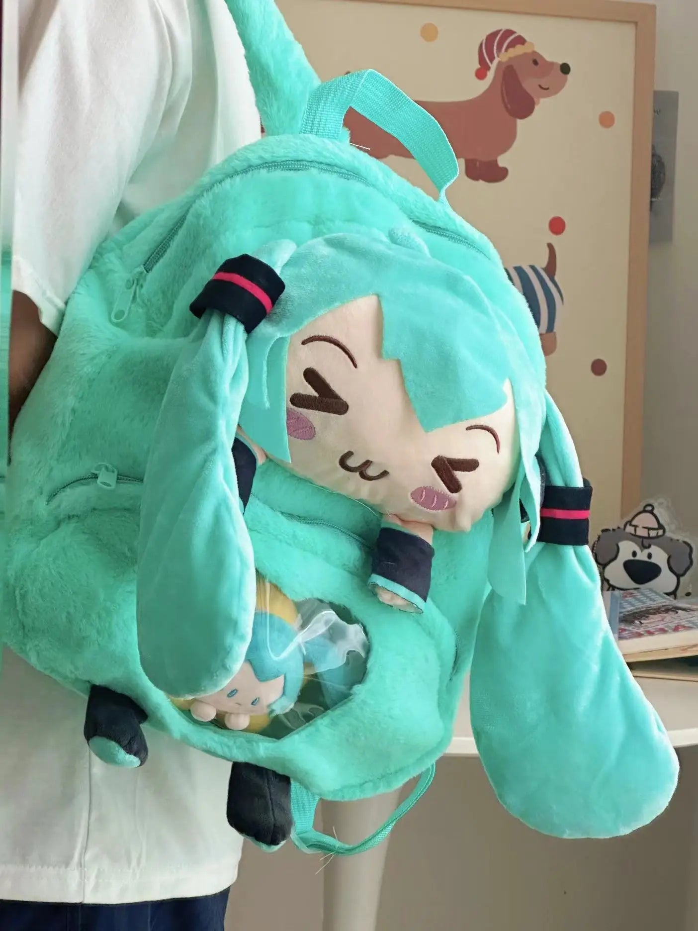 Hatsune Miku Surrounding Backpacks Cute Dolls Animation Movie Games Surrounding Birthday Gifts Wholesale Squinting Eyes Japan