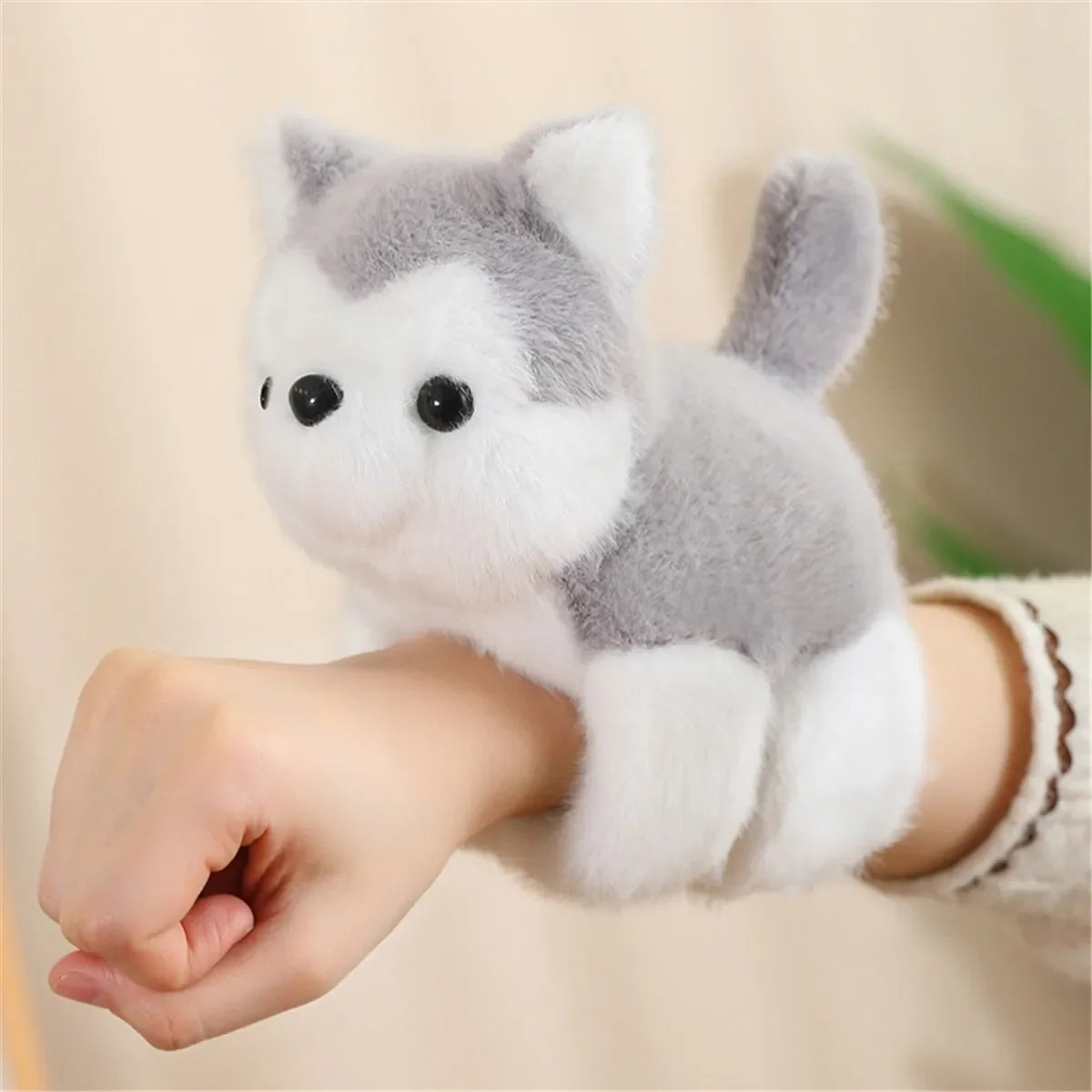 Creative Plush Capybara Clap Ring Simulation Capybara Fox Panda Kawaii Anime Fluffy Toy Stuffed Animals Doll Plush Capybara Gift