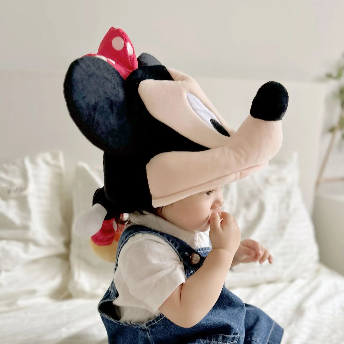 Disney Plush Mickey Minnie Mouse Hat Cute Cartoon Girls Party Birthday Gift Keep Warm Winnie the Pooh Hat Home Decor