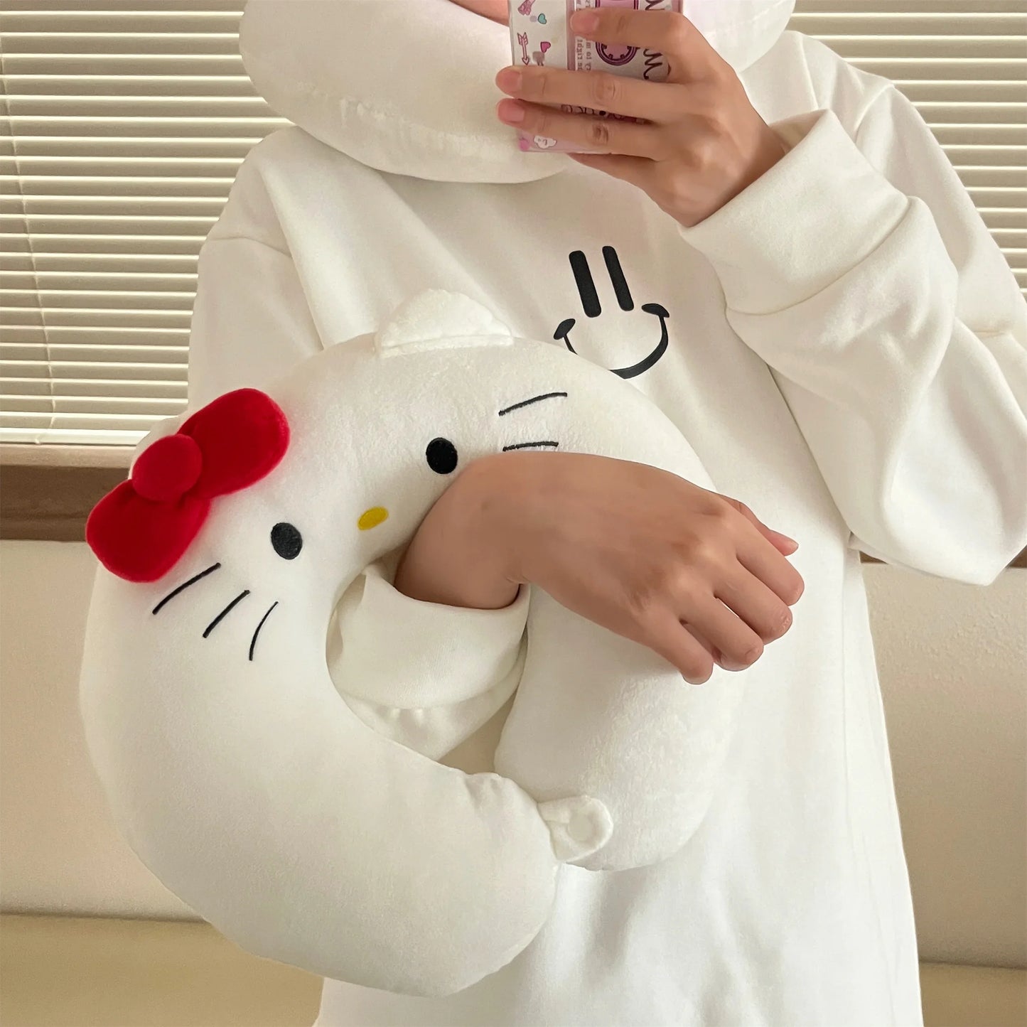 Cartoon Sanrio Hello Kitty U-shaped Neck Pillow Kawaii Japanese Style White Cat Travel Nap Pillow Airplane Office Gifts Girl