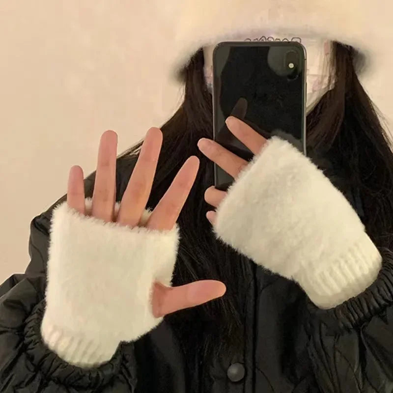 2024 New Mink Fleece Half Finger Gloves for Women's Soft Winter Warmth Luxury Solid Color Plush Knitted Fingerless Gloves