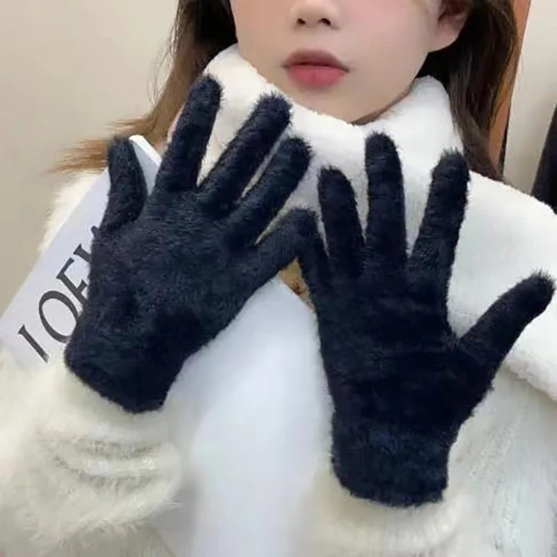 Women Mink Fleece Gloves Winter Warm Plush Five Finger Gloves Outdoor Windproof Plush Gloves Cute Fur Fluffy Mittens