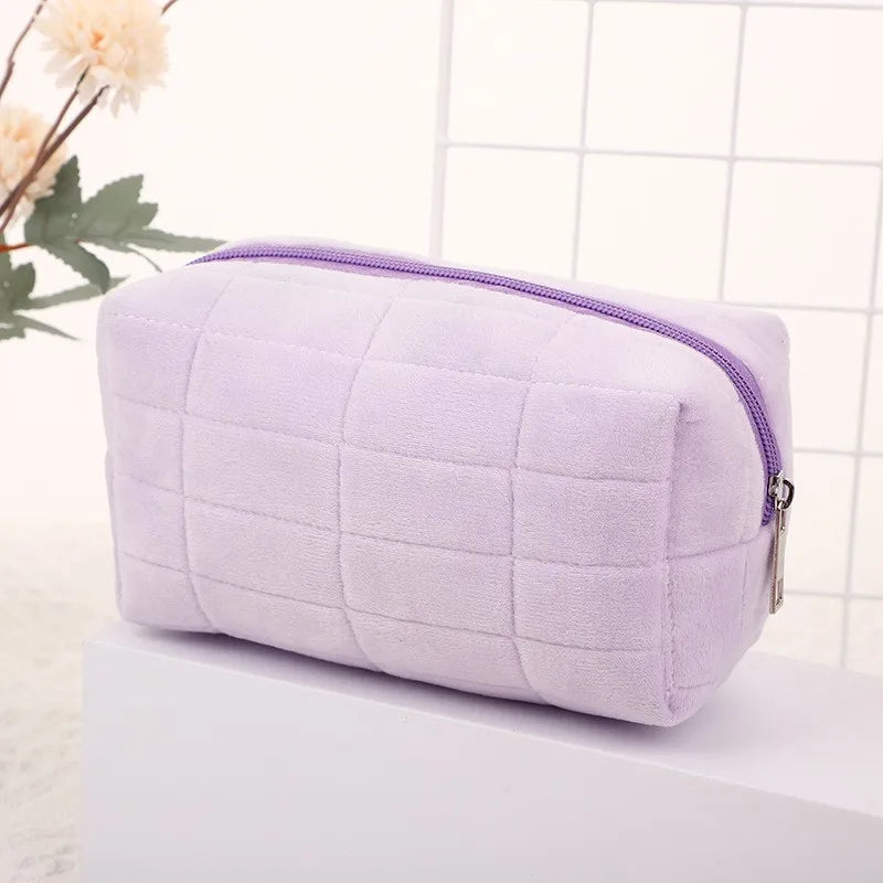 Cute Plush Makeup Bag for Women Portable Travel Small Cosmetic Bags Solid Color Zipper Toiletry Bag Washing Pouch Storage Bags