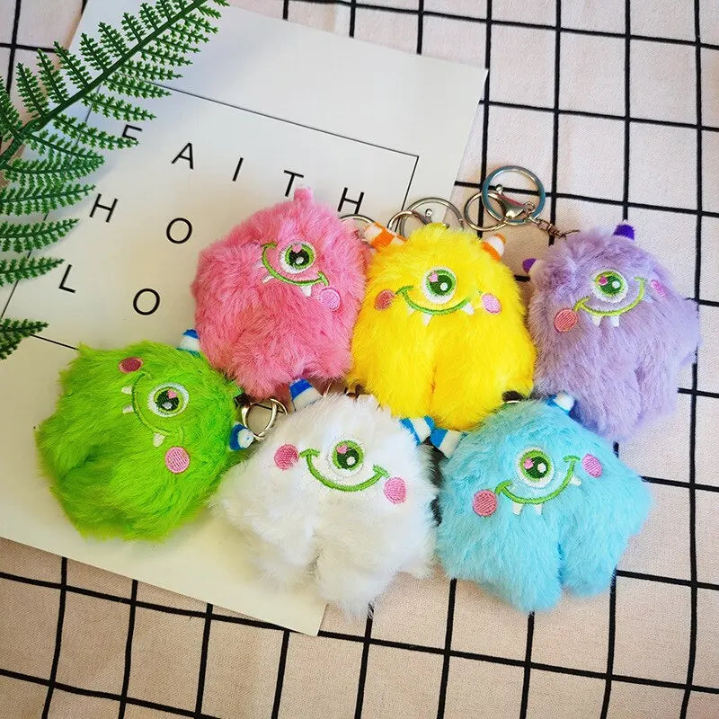 2 Pieces Big Eyed Monster Keychain Random Color Single Eyed Beast Plush Pendant