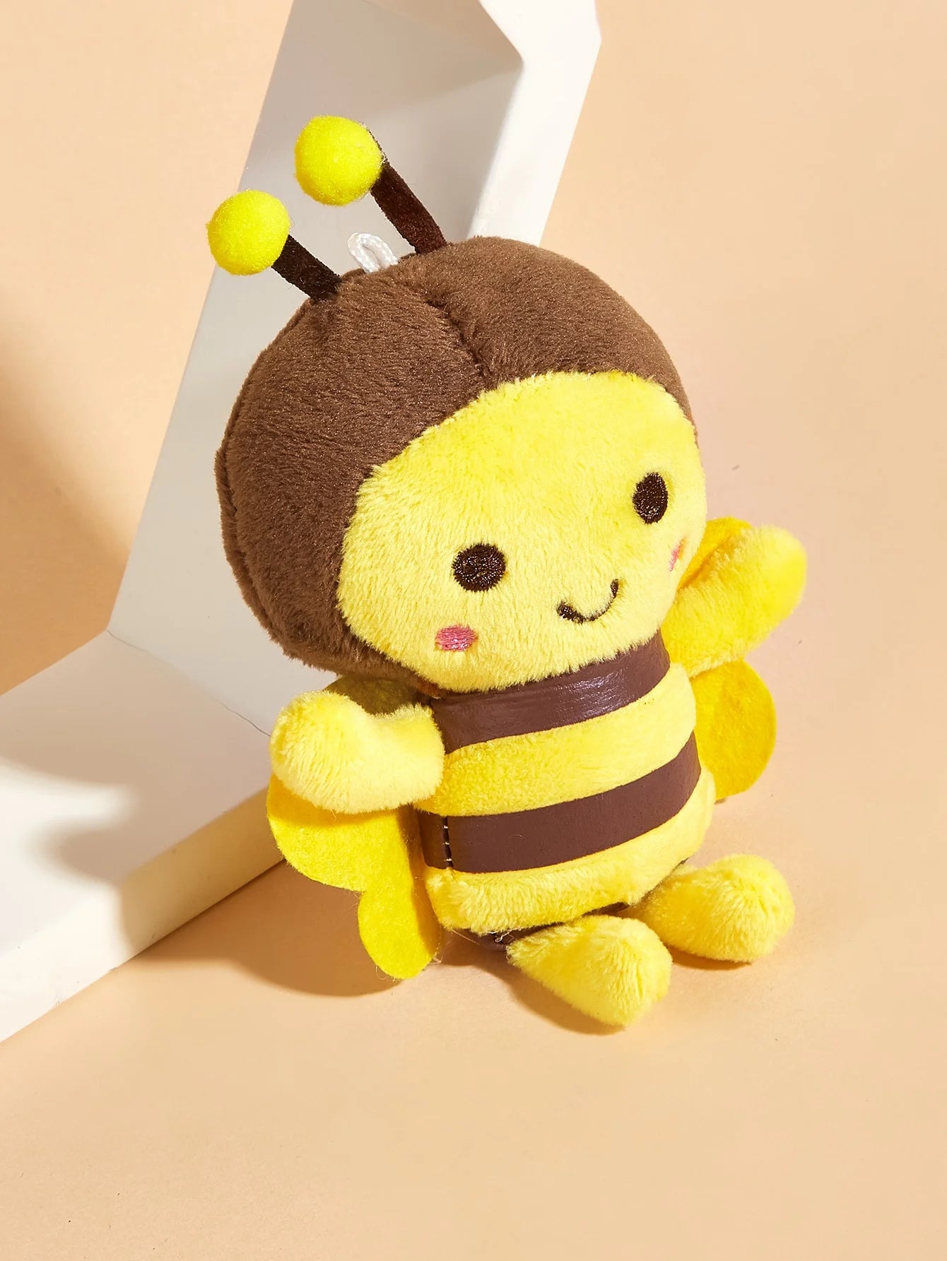 Small bee plush toy for dogs and cats to interact and play  teeth cleaning pet supplies