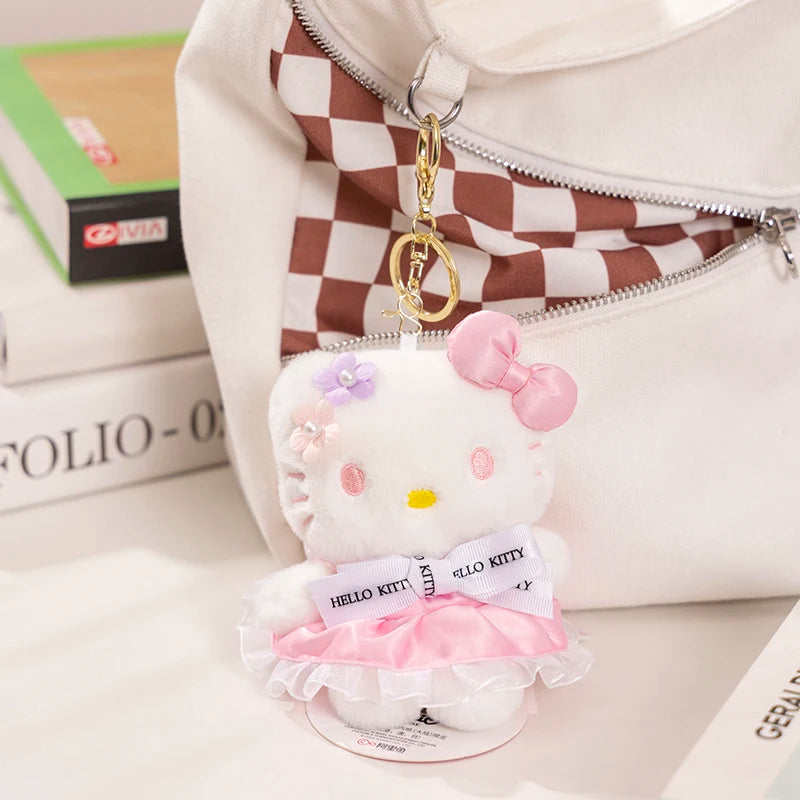 Sanrio Hello Kitty Kuromi Melody Pachacoo Cinnamoroll Stuffed Toys Pendant Cute Plush Toys Keyring Anime Keychain Birthday Gift