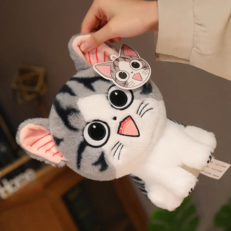 24-35cm Kawaii Cat Plush Toys Anime Character Chi Chi's Cat Stuffed Doll Soft Cheese Cat Home Decro