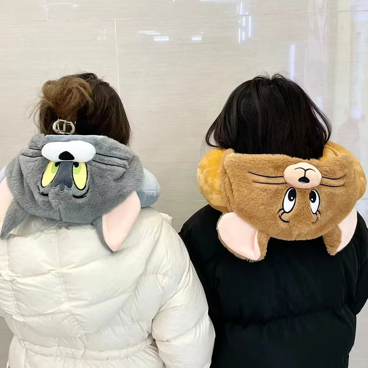 Lovely Anime Tom and Jerry Plush Hooded U-Shaped Pillow Cute Travel Nap Pillow Kawaii Comfortable Gifts For Girl