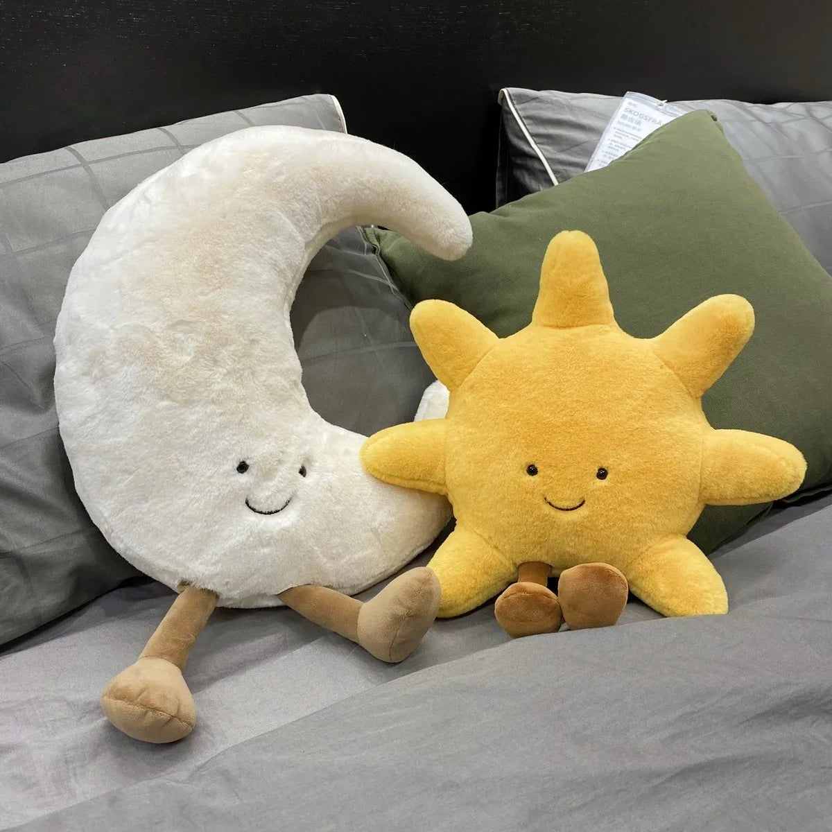 High Quality Smile Face Moon Yellow Sun Plushie Cushion Stuffed Cute Weather Plush Toy for Kid Bedroom Decor Sofa Throw Pillow