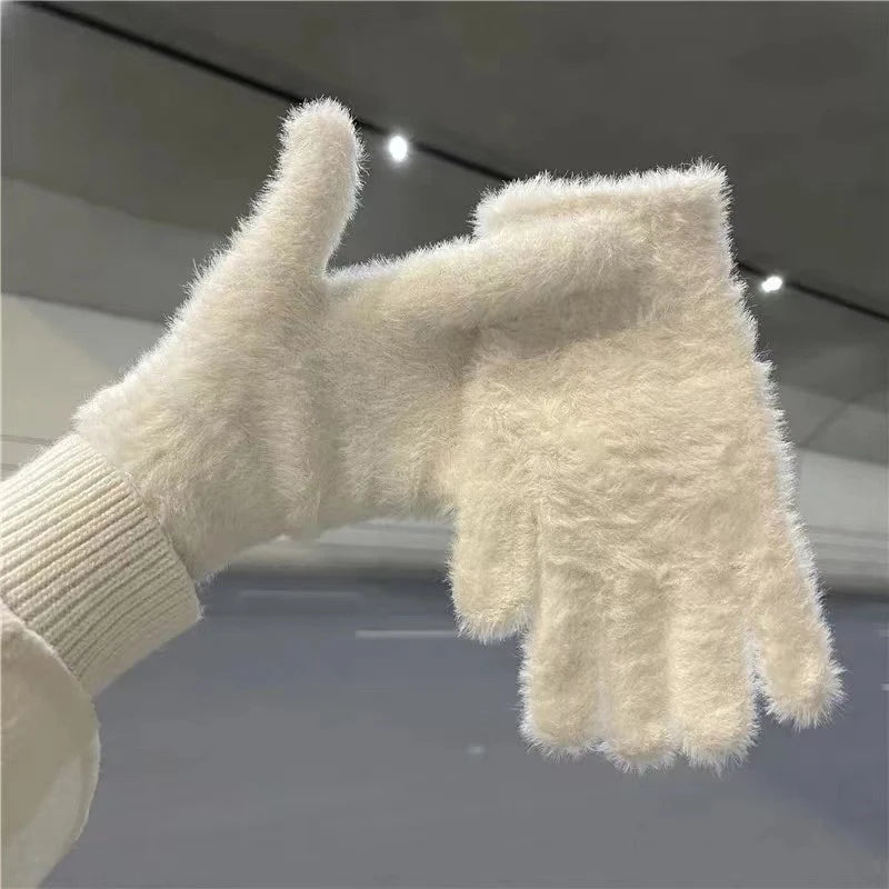 Women Mink Fleece Gloves Winter Warm Plush Five Finger Gloves Outdoor Windproof Plush Gloves Cute Fur Fluffy Mittens