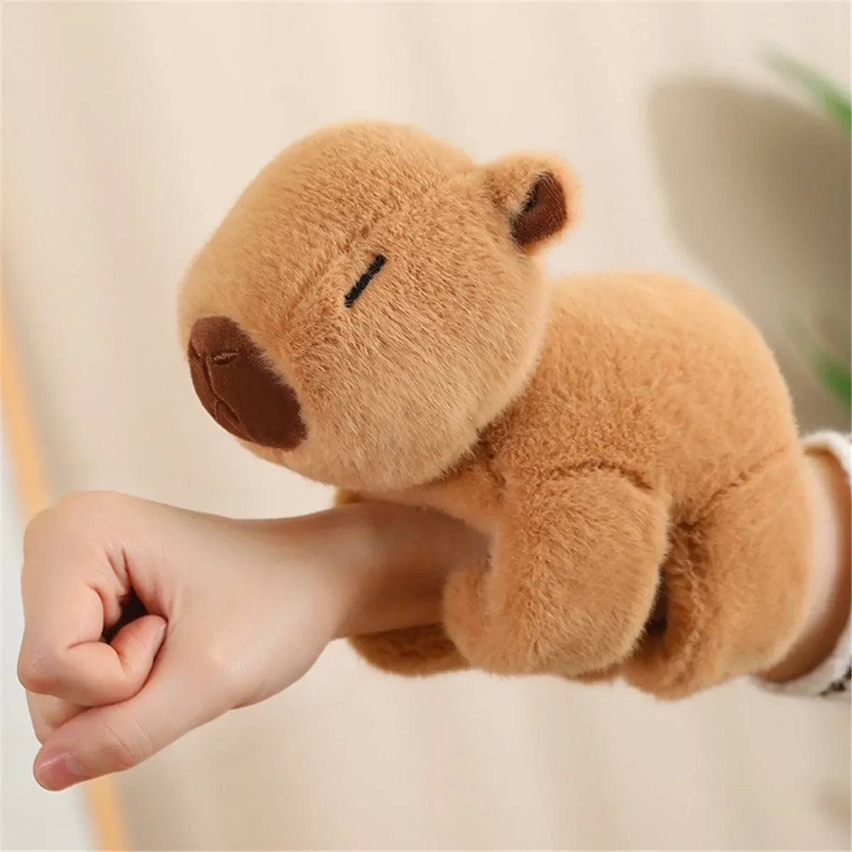 Creative Plush Capybara Clap Ring Simulation Capybara Fox Panda Kawaii Anime Fluffy Toy Stuffed Animals Doll Plush Capybara Gift