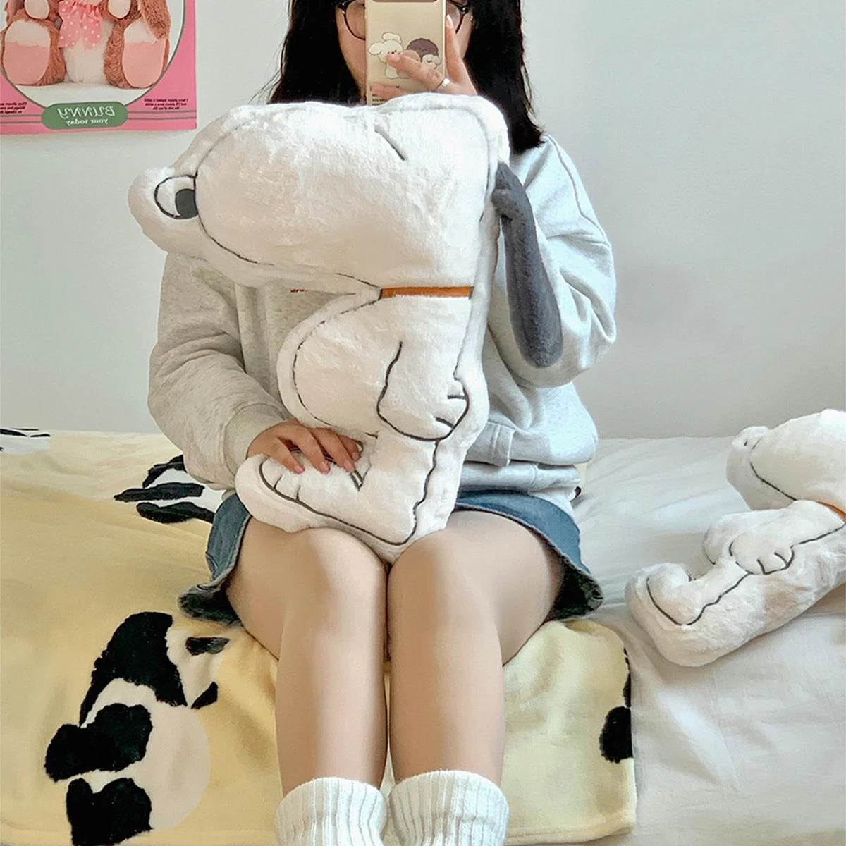 2024 Snoopy Plush Doll Gift For Girls Holiday Gift Lovely Snoopy Plush Toy White Dog Pillow Korean Lazy Style Home Decoratio