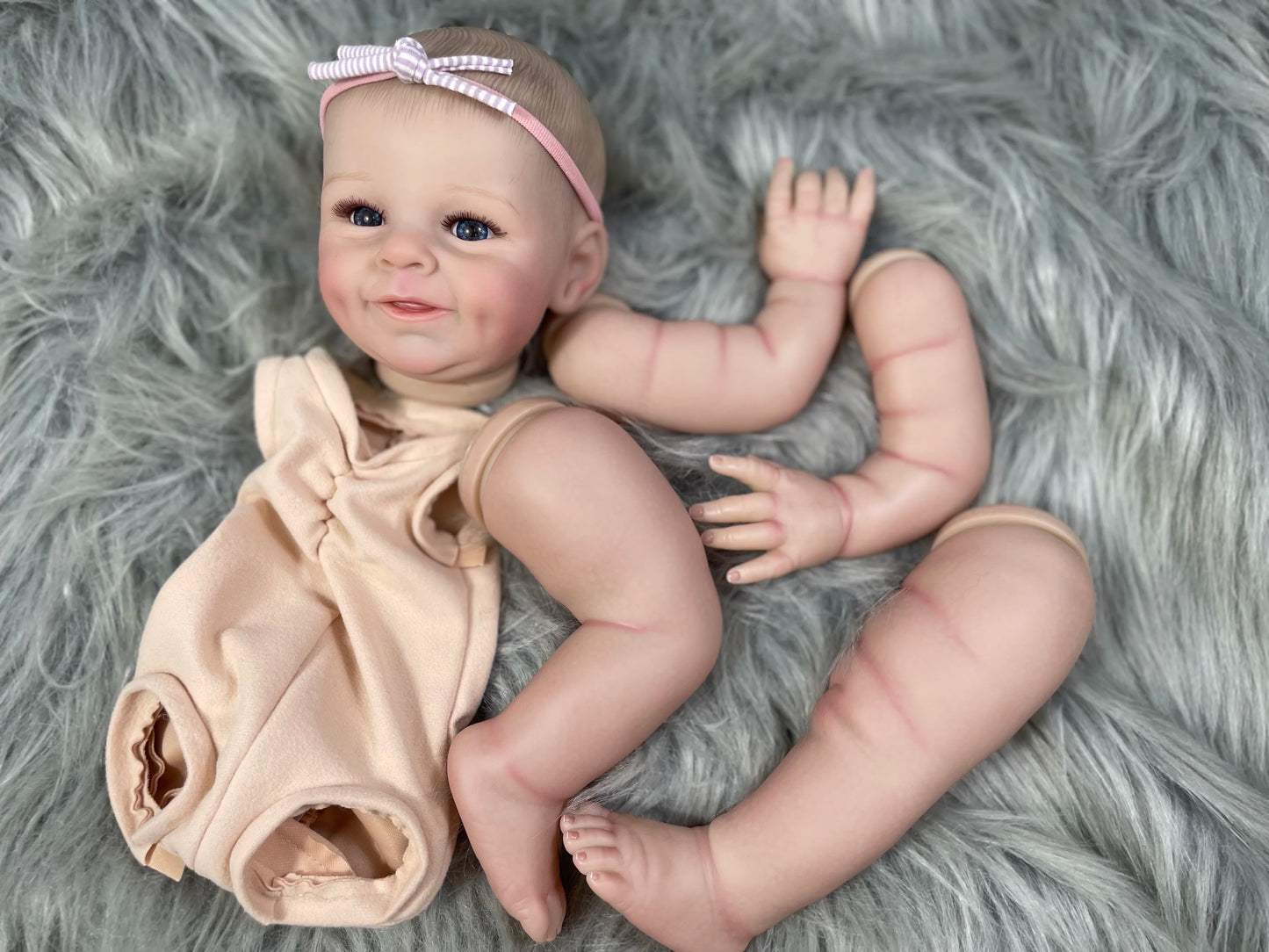 21 Inch Painted Reborn Doll Kit Shaya With Blue Eyes and Eyelashes 3D Skin Visible Veins Doll Mold Parts With Cloth Body