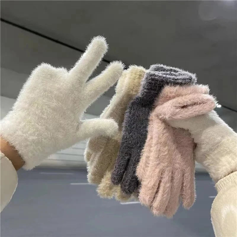 Women Mink Fleece Gloves Winter Warm Plush Five Finger Gloves Outdoor Windproof Plush Gloves Cute Fur Fluffy Mittens