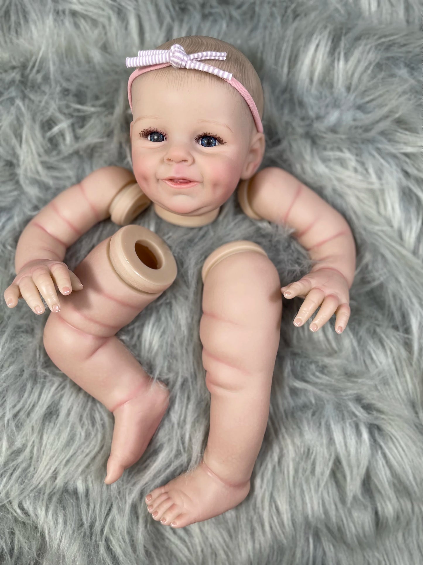 21 Inch Painted Reborn Doll Kit Shaya With Blue Eyes and Eyelashes 3D Skin Visible Veins Doll Mold Parts With Cloth Body